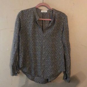 3/$15! Velvet blouse